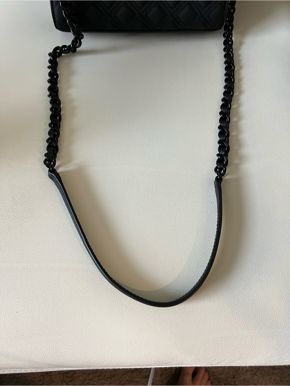Tory Burch Black Quilted Logo Shoulder Bag with Chain Strap - Picture 5 of 6